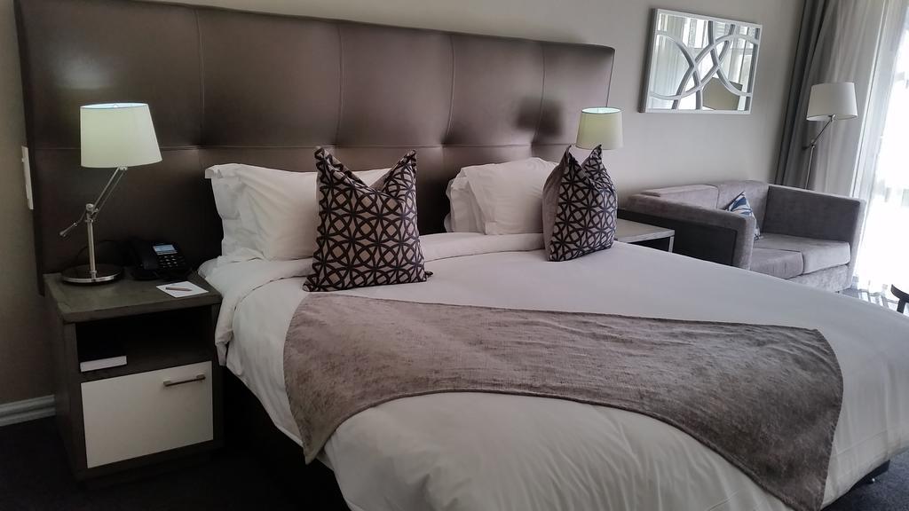 Lagoon & Hotel Cape Town