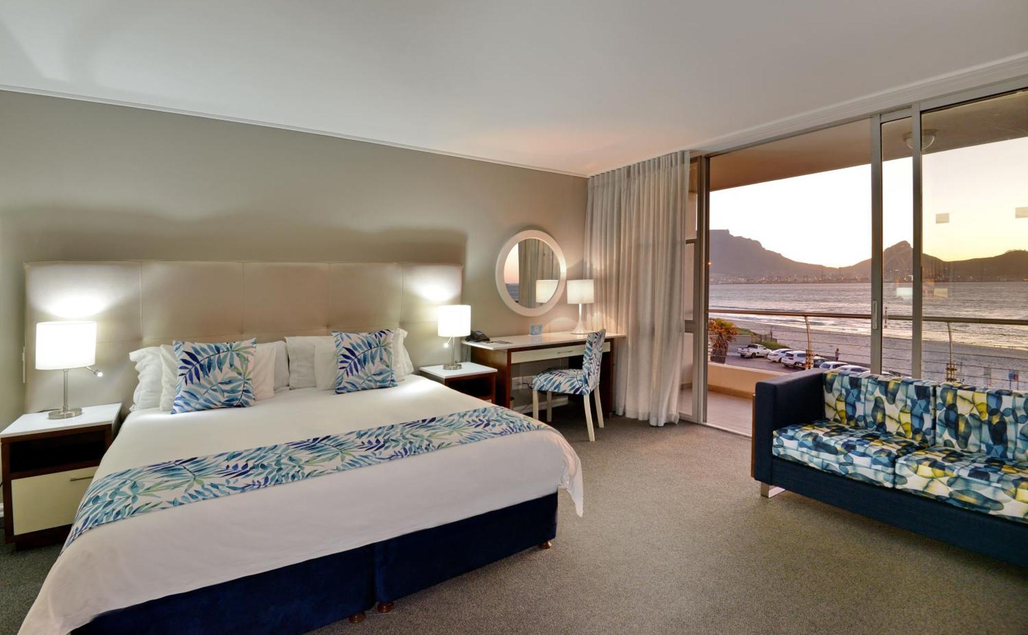 Lagoon & Hotel 4*